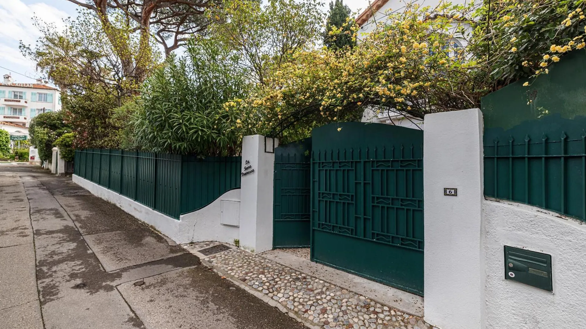 Stunning Juan Les Pins 4 Bed Villa With Pool Antibes France