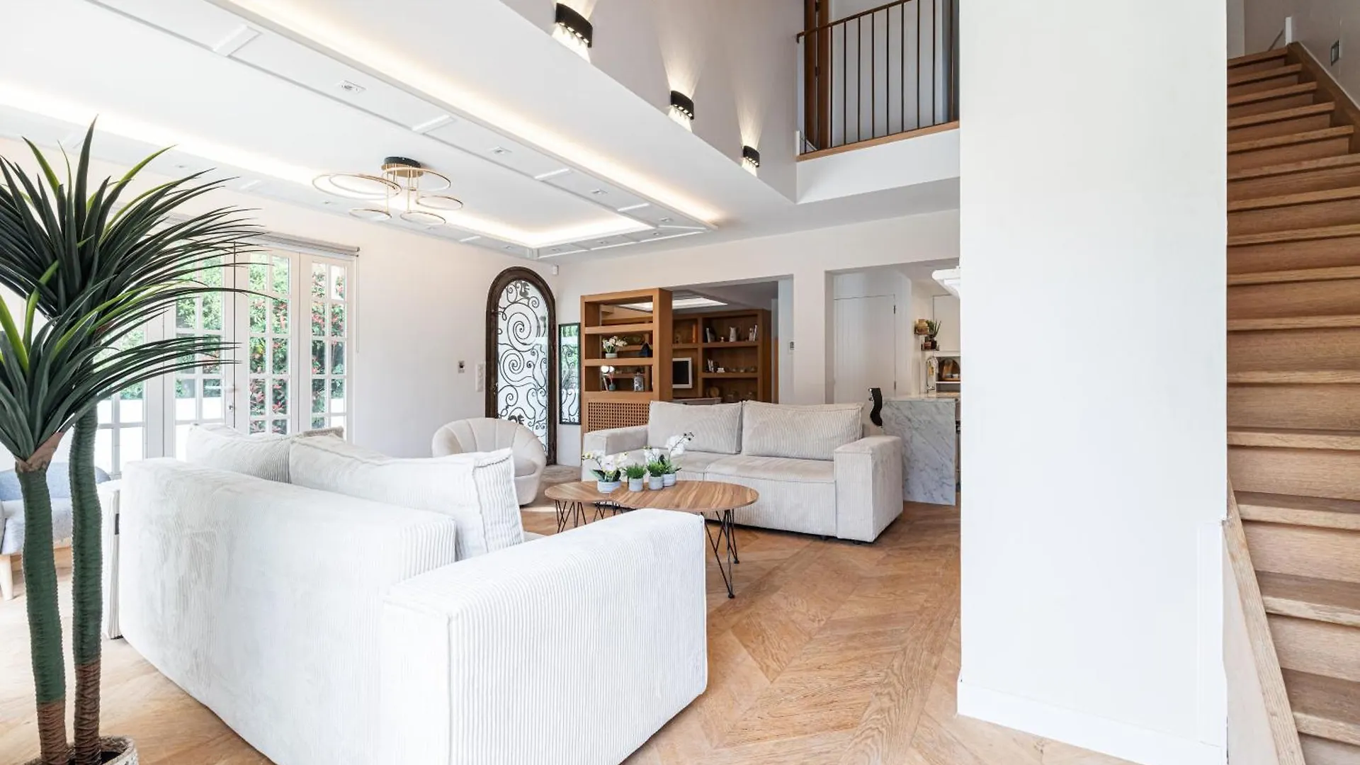 Stunning Juan Les Pins 4 Bed Villa With Pool Antibes